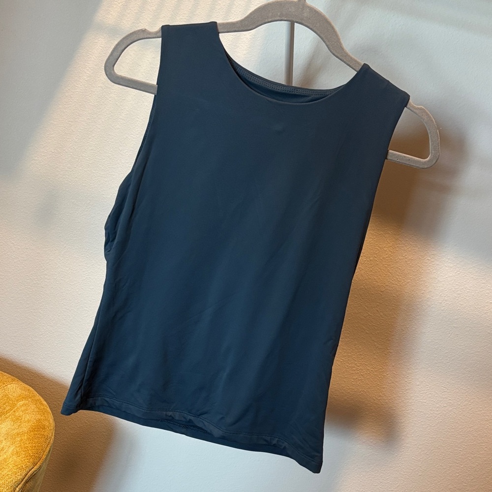 Tahari Dark Blue Tank Top
